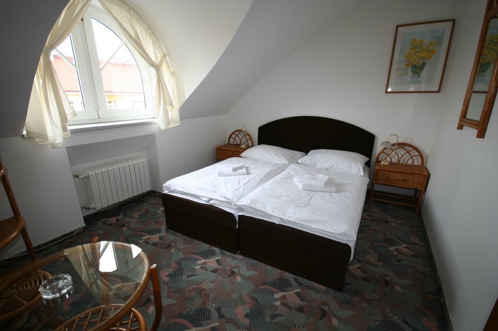 Hotel Otar Prague Ngoại thất bức ảnh